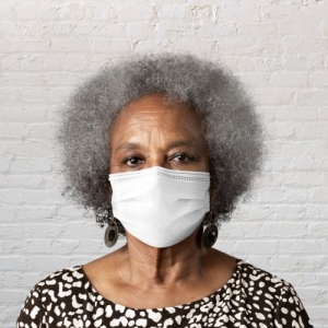 Best Practices To Help Seniors Wear a Face Mask